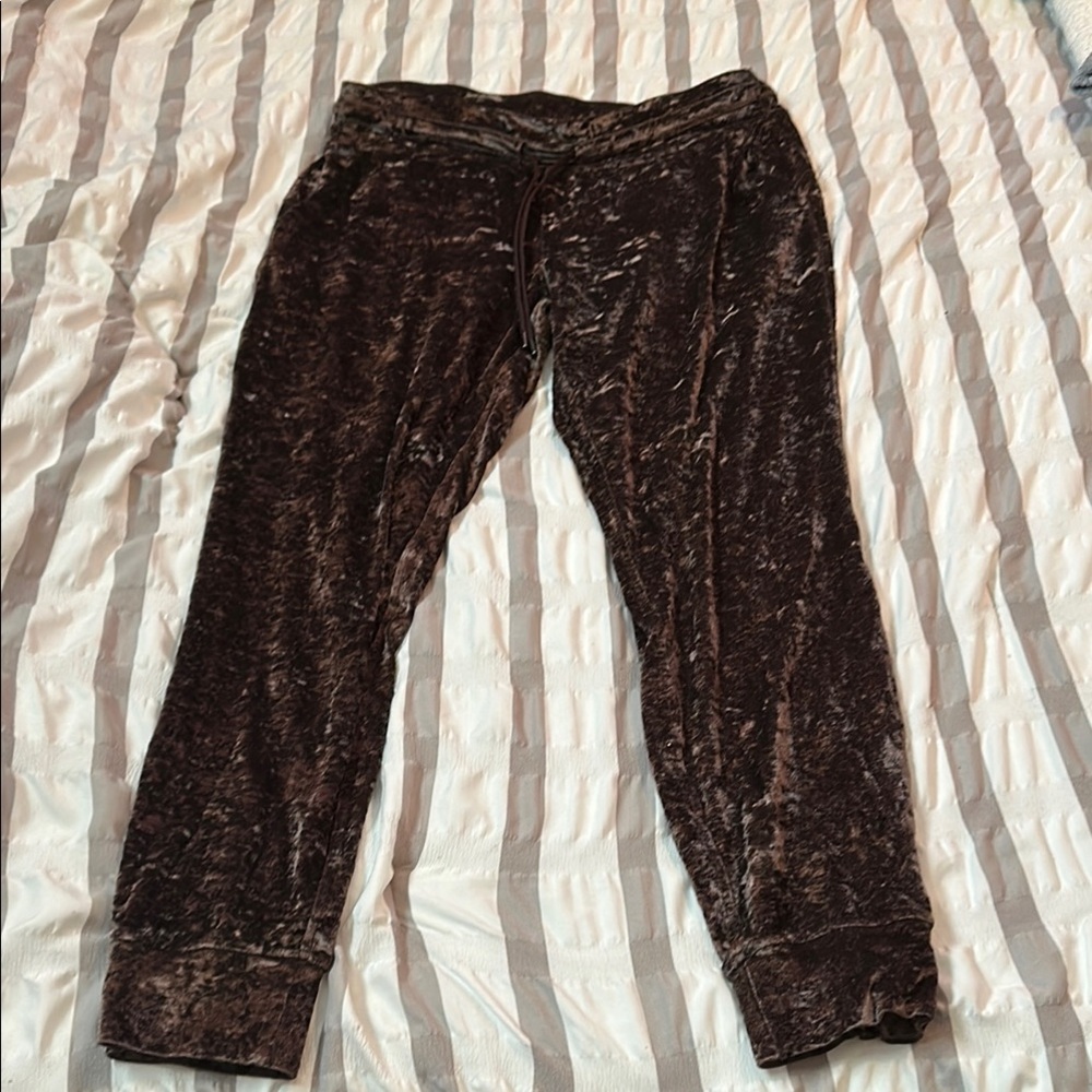 Lululemon crushed Velvet Brown Joggers